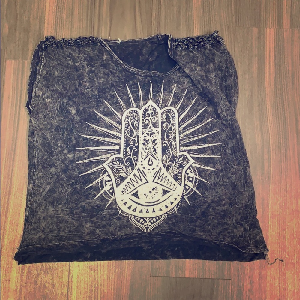 Hamsa Tee 🖤3 for $20🖤